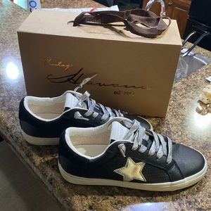 Black Leather Vintage Havanas